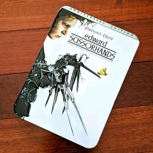 Edward Scissorhand 20th Anniversary Collectibles